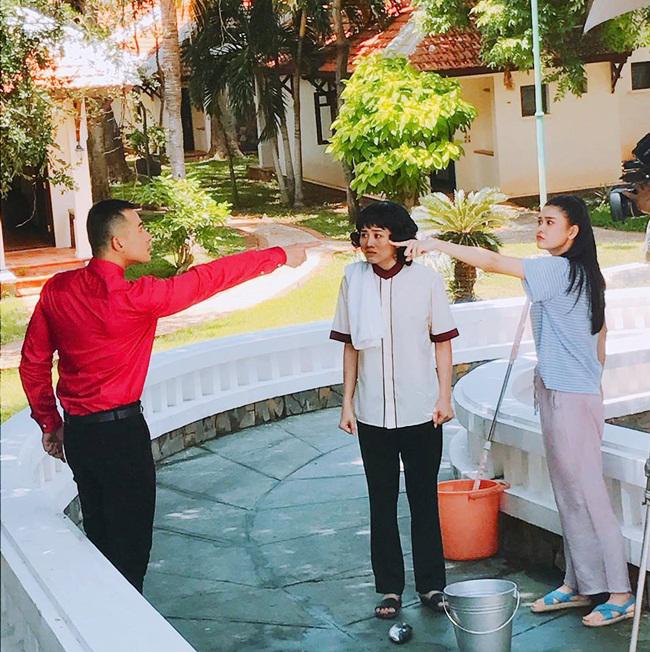 thuy diem moi sinh day thang, luong the thanh da di dong phim "kiem tien bim sua" cho con - 4