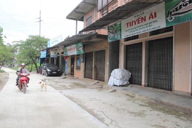 ngay hy thanh dai tang o noi co 13 nguoi chet: tinh nguoi noi xom ngheo - 1