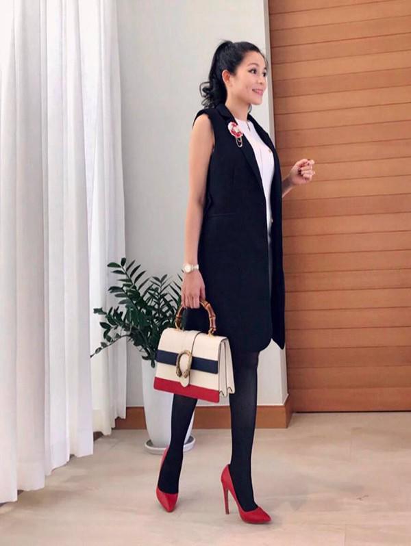 mc trieu do quyen linh va chuyen tinh voi nu dai gia "bi an" nhat showbiz - 10