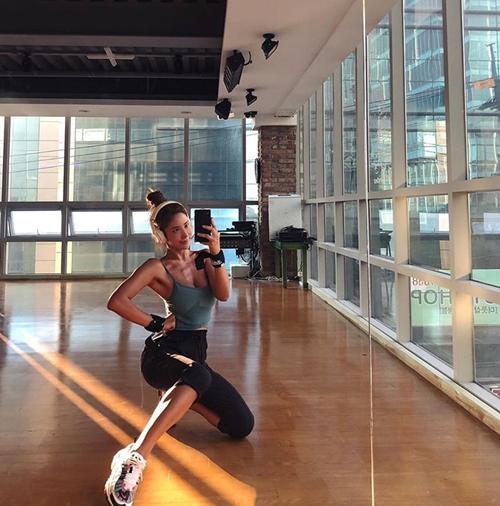 42 tuoi van dep nhu gai con son, "ba co" han quoc tro thanh muc tieu cua trieu trai tre - 15