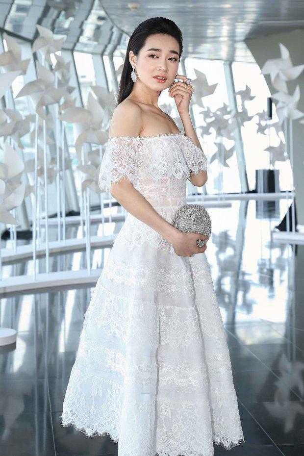 giau sang nhu nha phuong nhung chi mua mot chiec tui xach tu ngay nay den ngay khac - 1
