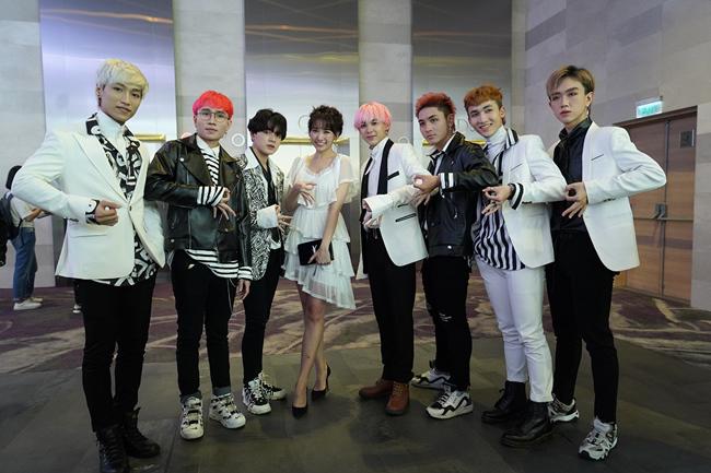 hari won len tieng ve nghi van co bau va viec chong nhac den nguoi yeu cu cua minh - 9