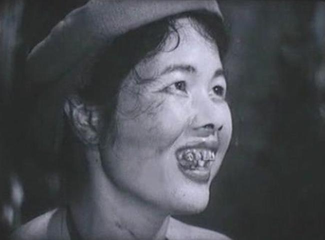 dan dien vien lang vu dai ngay ay sau hon 30 nam: ke "chet vai", "nguoi yeu" bo nghe - 6