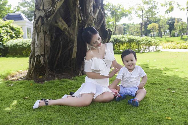 tui phan khi lam me don than luc 20 tuoi, thanh truc sut toi 11kg ngay sau sinh - 1