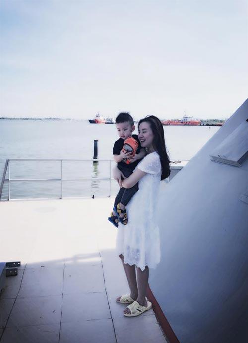 loat sao so huu tien tan van ua thich 