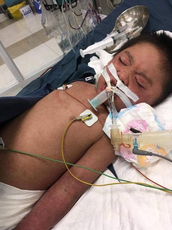 con hon me sau mot dem sot cao, me dau don goi: "day di con, nam hoc moi den roi!" - 1