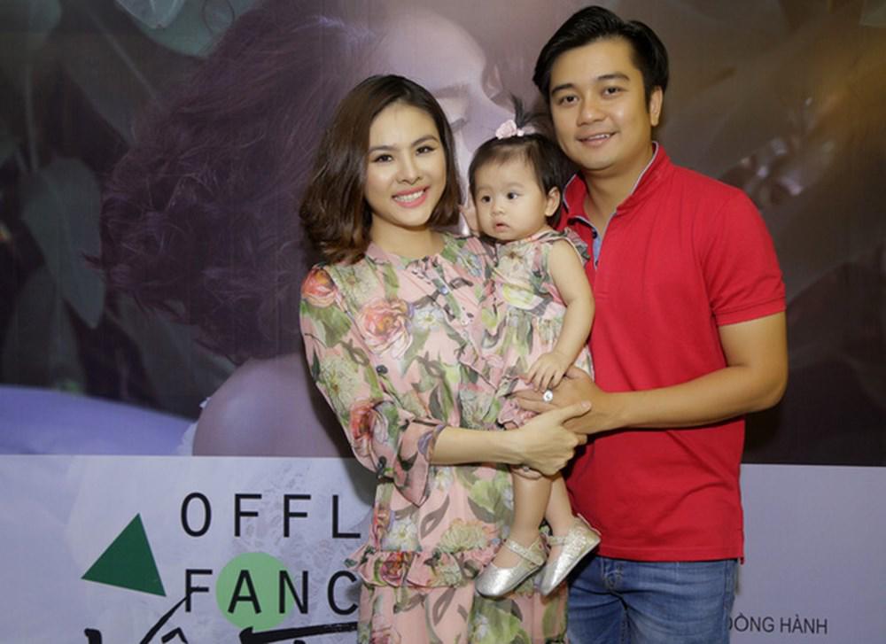 ly do dac biet khien hari won, van trang tu xin o chung nha chong, khong thich o rieng - 6