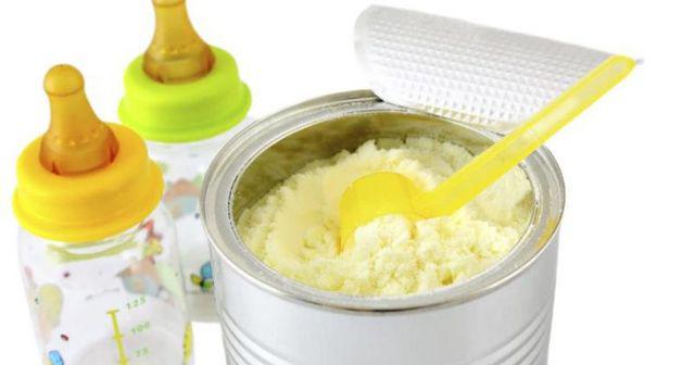 Sữa bột là một trong những sản phẩm được khuyến cáo không nên để tủ lạnh.