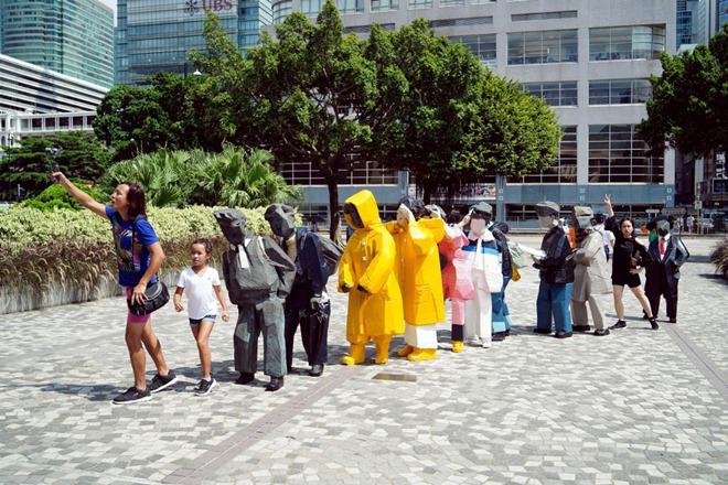 lau lau viet huong khoe anh tinh tu ben ong xa toc dai, nhung con gai moi gay chu y! - 7