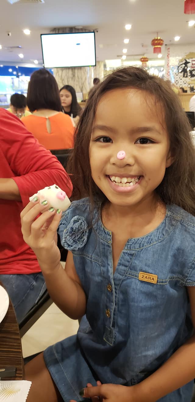 lau lau viet huong khoe anh tinh tu ben ong xa toc dai, nhung con gai moi gay chu y! - 12