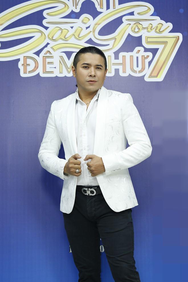 sau khi cong khai con dau long, kasim hoang vu con up mo hinh anh me cua be? - 4