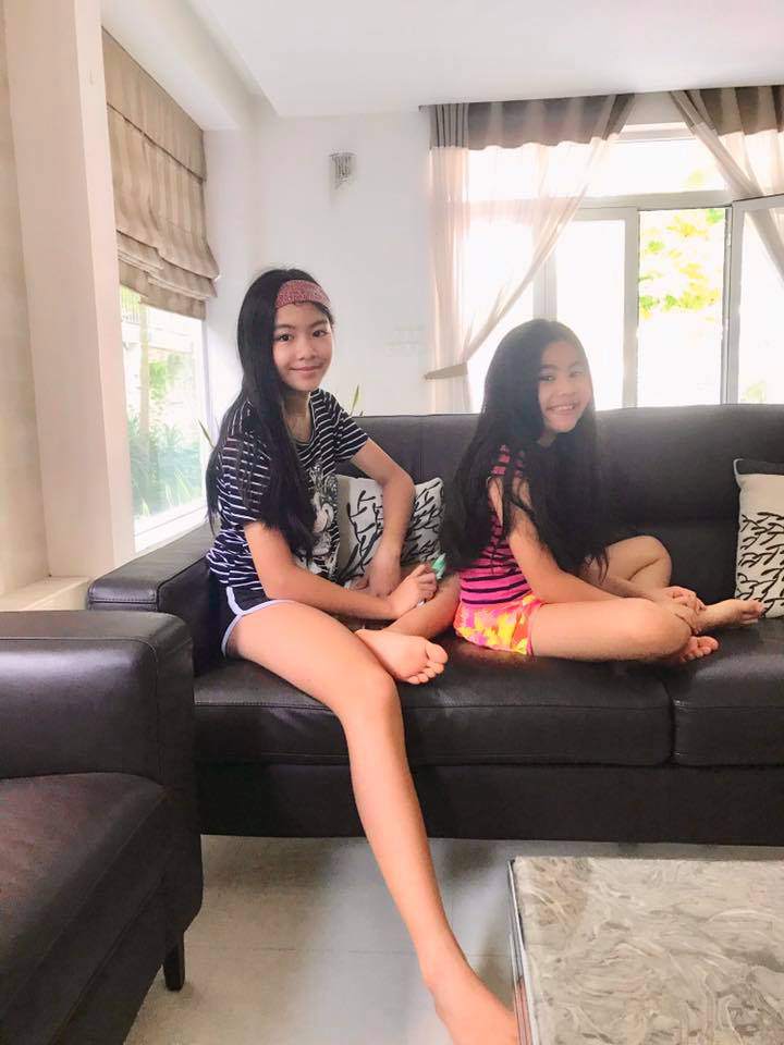 vo quyen linh khoe anh me chong, dan tinh chu y den diem dac biet o con gai phia sau - 6