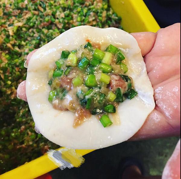 hotgirl ban banh bao tu lam gay sot mxh, co khach nam dat mua 10.000 cai mot luc - 6