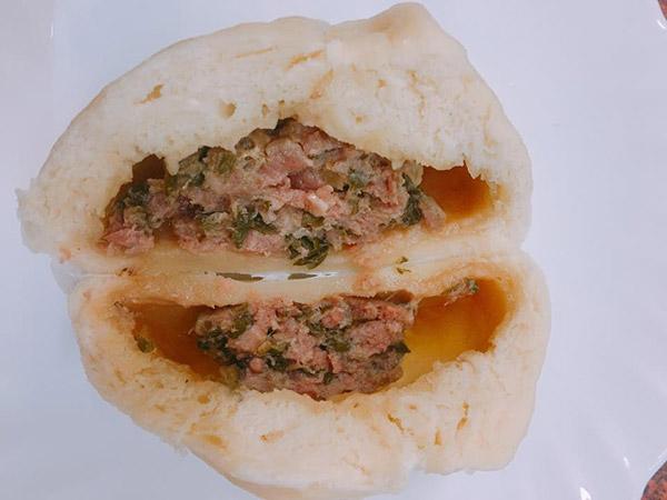 hotgirl ban banh bao tu lam gay sot mxh, co khach nam dat mua 10.000 cai mot luc - 2