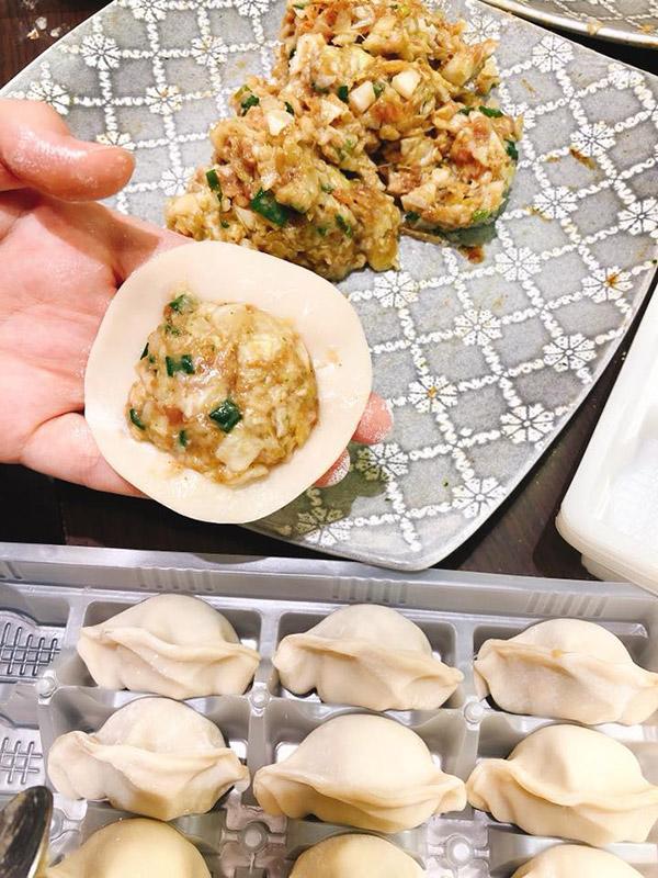 hotgirl ban banh bao tu lam gay sot mxh, co khach nam dat mua 10.000 cai mot luc - 9