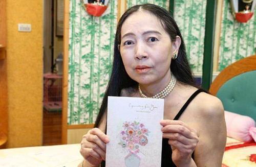 nu dai gia tung qua 5 doi chong cong khai tim trai trẻ voi 3 dieu kien gay soc - 1
