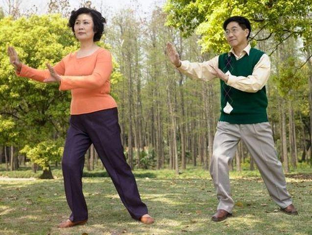 43 nam chong ung thu, cu ba 92 tuoi duc ket 4 bi quyet 