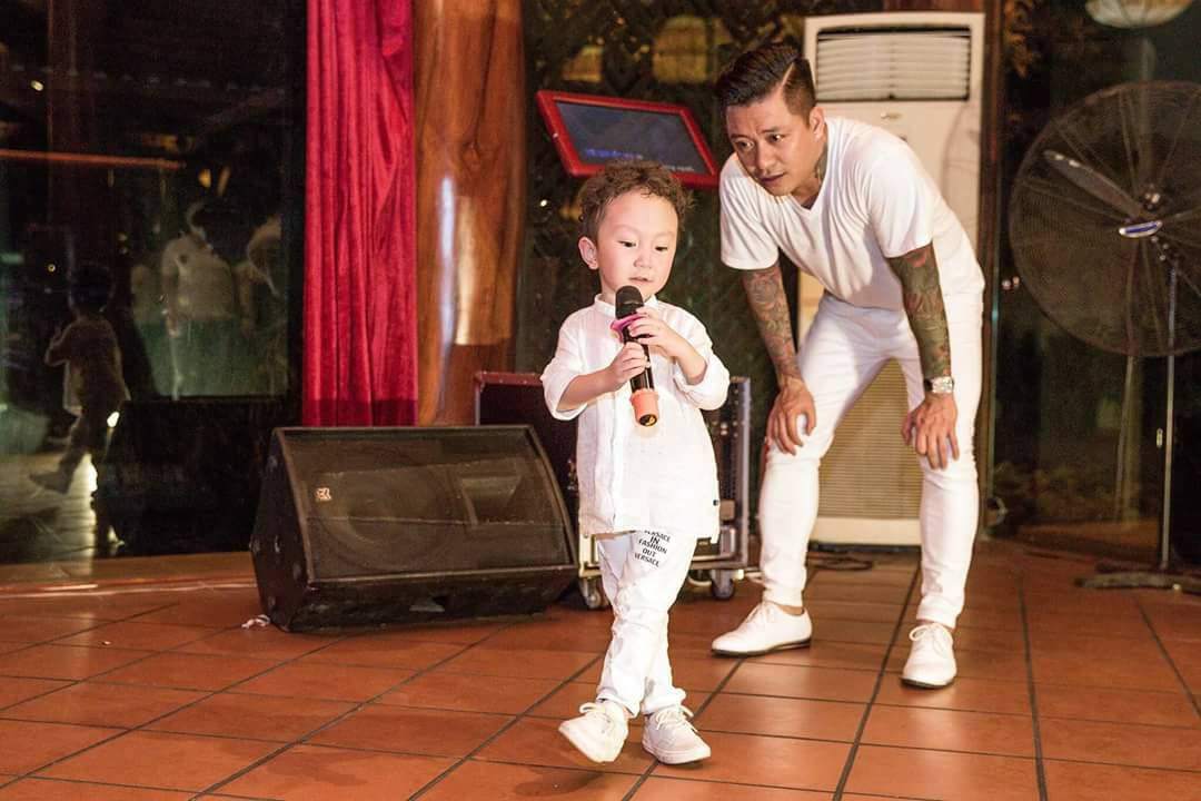 tung la “hotboy mat ngau”, gio con trai tuan hung hay cuoi, toc xoan tit nhu trai han - 13