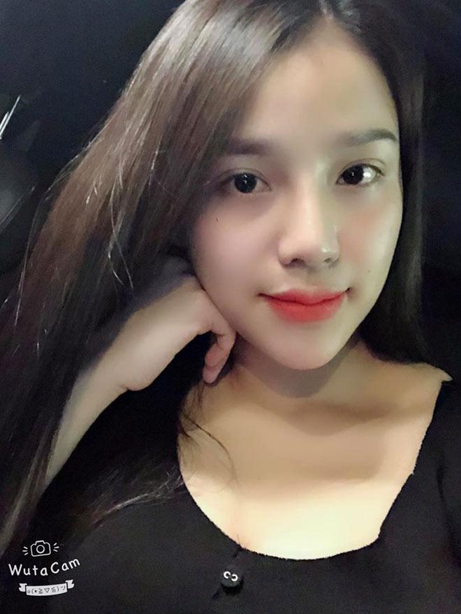 sau chien thang dem qua, fan bat ngo tim ra co gai "bi mat" cua bui tien dung - 10
