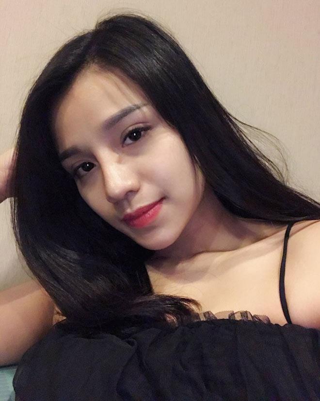 sau chien thang dem qua, fan bat ngo tim ra co gai "bi mat" cua bui tien dung - 7