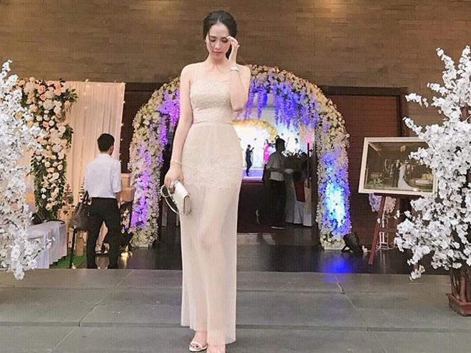 ban gai xinh dep cua minh vuong u23 “gay bao” dan mang - 6