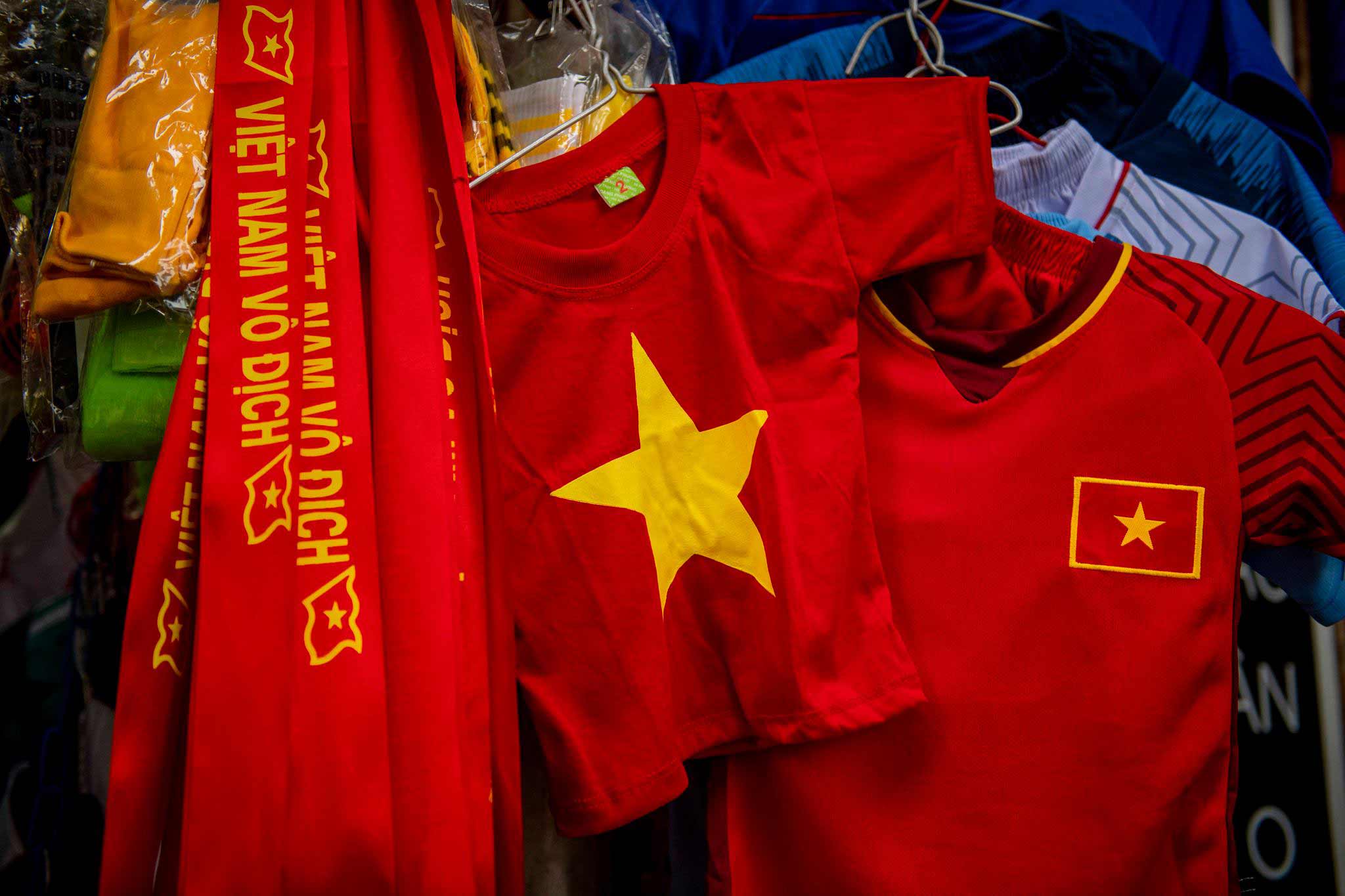 ha noi, tp.hcm ngap sac do truoc tran ban ket lich su u23 viet nam - u23 han quoc - 4