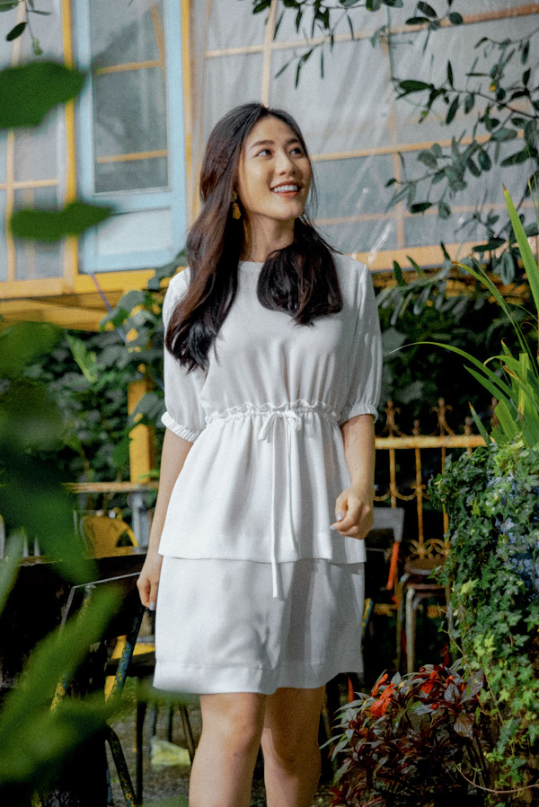 chat lieu ren sang trong, tinh te “thoi hon” vao xu huong thoi trang thu 2018 - 2