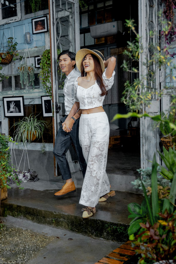 chat lieu ren sang trong, tinh te “thoi hon” vao xu huong thoi trang thu 2018 - 3