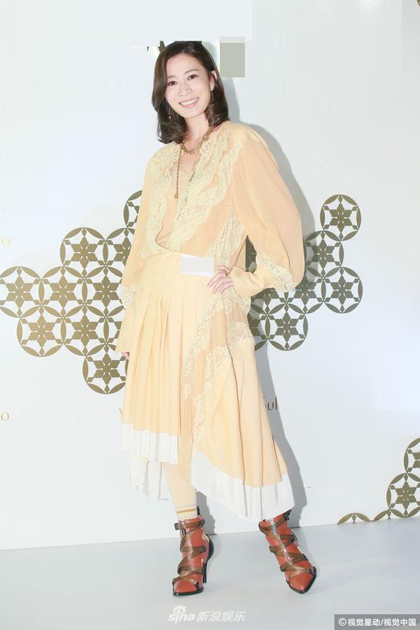 chat nhu "chi ca tvb" xa thi man, chi mot cau noi "cao tay" dap tat loi don - 2