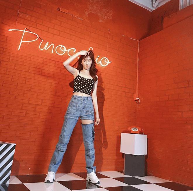 sao viet 24h: hoai linh mac vest oai ve nhung hinh anh "chup len" lam dan em thay thuong - 4