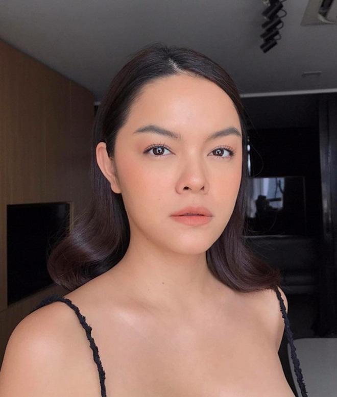 sao viet 24h: hoai linh mac vest oai ve nhung hinh anh "chup len" lam dan em thay thuong - 10