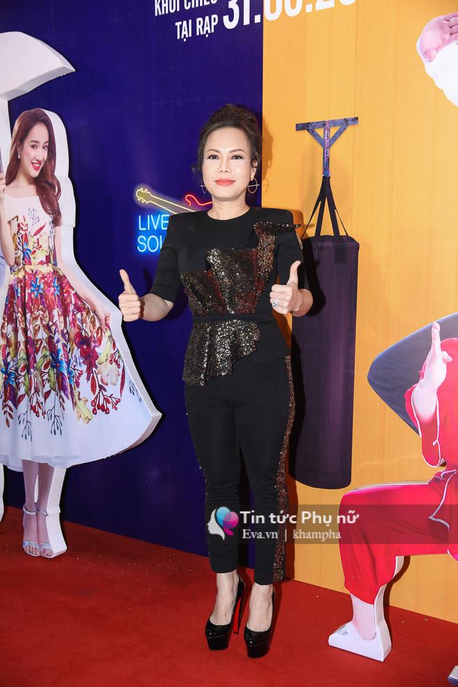 tay trong tay xuat hien, cat phuong - kieu minh tuan khang dinh khong co chuyen tinh cam ran nut - 4