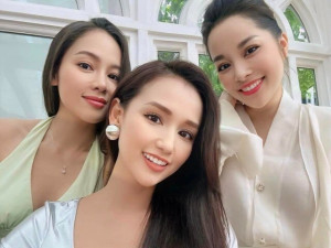 Bộ 3 bạn thân là phú bà giàu có nức tiếng showbiz Hà thành, U50 nhan sắc mặn mà lại khéo chăm con